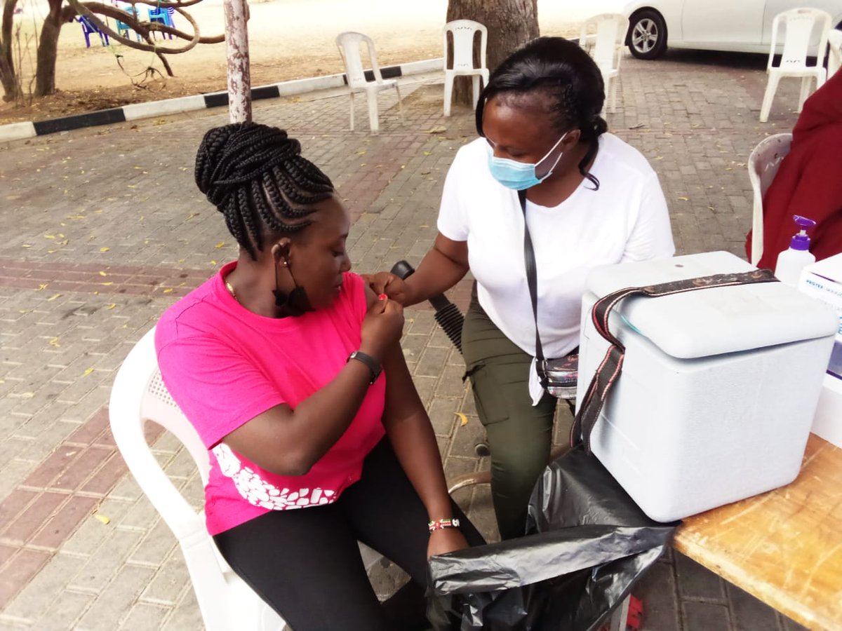 Did you know that you can also get vaccinated at the #MombasaFoodiesFest? You cannot afford to miss!
#WorldTourismDay
#NowTravelready