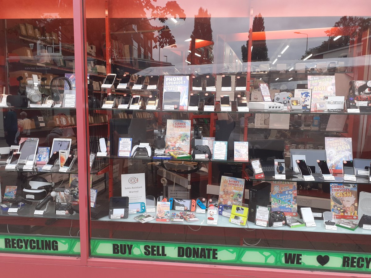 We've had a reshuffle! Why not pop in store to check out our brand new front window display! 

 #cex #cexhinckley #twoyearwarranty #webuy #wesell #tradeandsave #shoplocal #castlestreet #technology #gaming #clickandcollect #remerch #windowdisplay #nintendo #playstation #buildapc