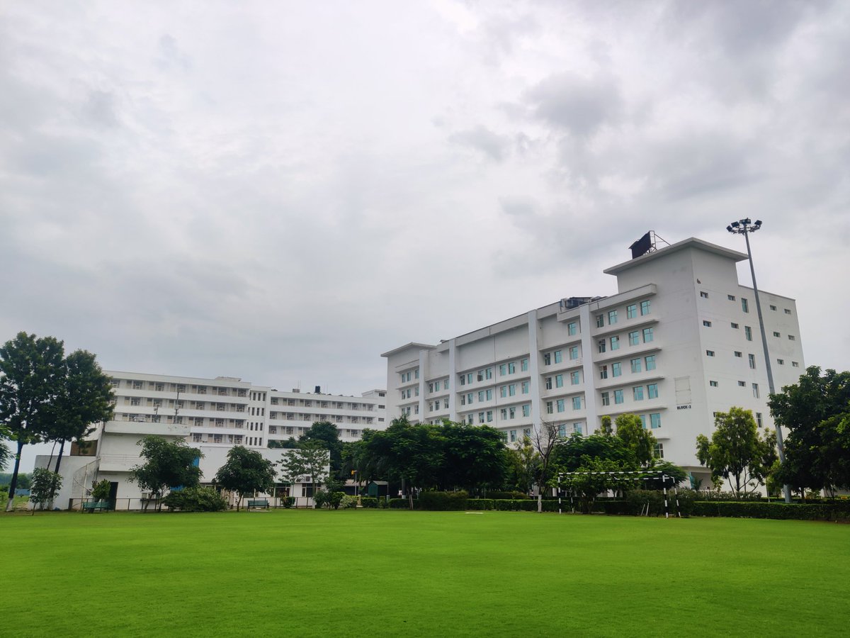 Navdeep531's tweet photo. #cgcjfreshmenorientation #admission2021 #freshers2021 #studentlife #college https://t.co/8RivRD14CB