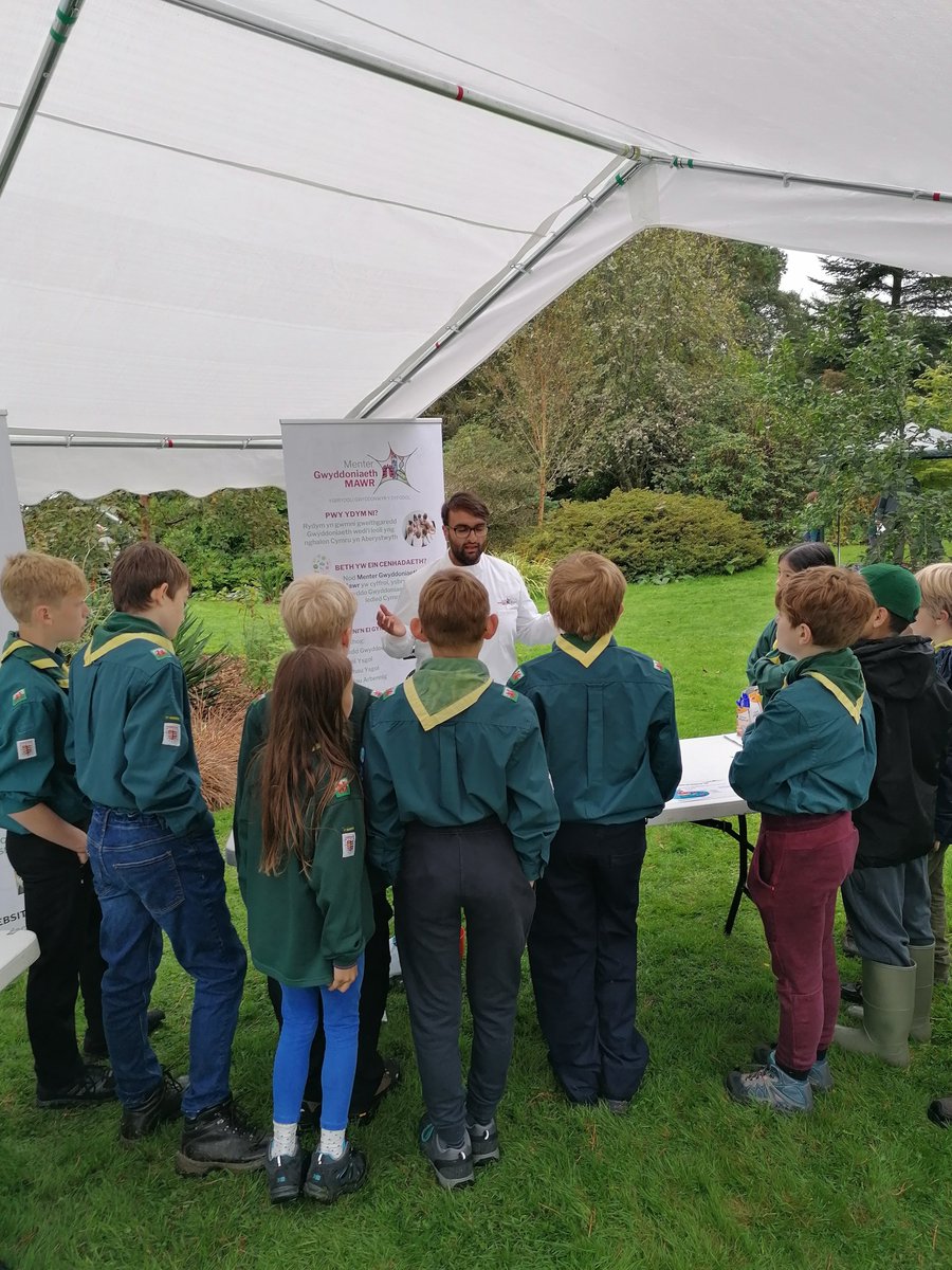 bigsciproject's tweet photo. In full swing at our Picton Castle event today! Scouts groups learning all about DNA!
#STEM #learning is fun, #pictoncastle, #Thebigsciproject, #futurescientists https://t.co/8GKIeh01vO