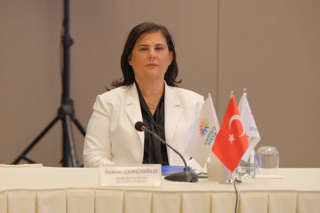 Özlem Çerçioğlu