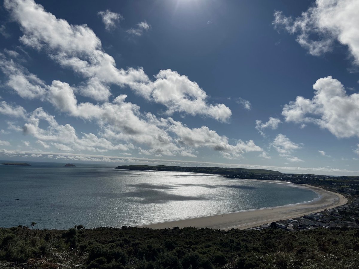DemetChristina's tweet photo. Gorgeous views #llanbedrog headland https://t.co/nAL9xc0yyO