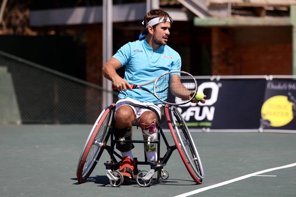 TennisSA's tweet photo. 🇪🇸 Top seed Martin de la Puente wins the wheelchair tennis men's @SASpringOpen title. 🏆 

The Spanish world No.11 recovered from a set down to beat 🇿🇦 @EvansMaripa 3-6, 7-6(2), 6-1 to claim the title.

#SASpringOpen | #WheelchairTennis https://t.co/M1627OGEER