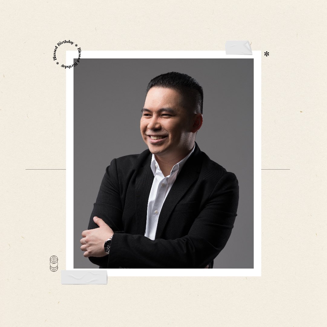 Have a blessed and wonderful birthday Ps. Kenny Goh! 🎂 Terima kasih telah menjadi pemimpin yang menginspirasi and penuh semangat dalam melayani Tuhan. Kami percaya terang Tuhan selalu membimbing jalanmu dan memenuhi hari-harimu dengan harapan, kegembiraan, dan hikmat.