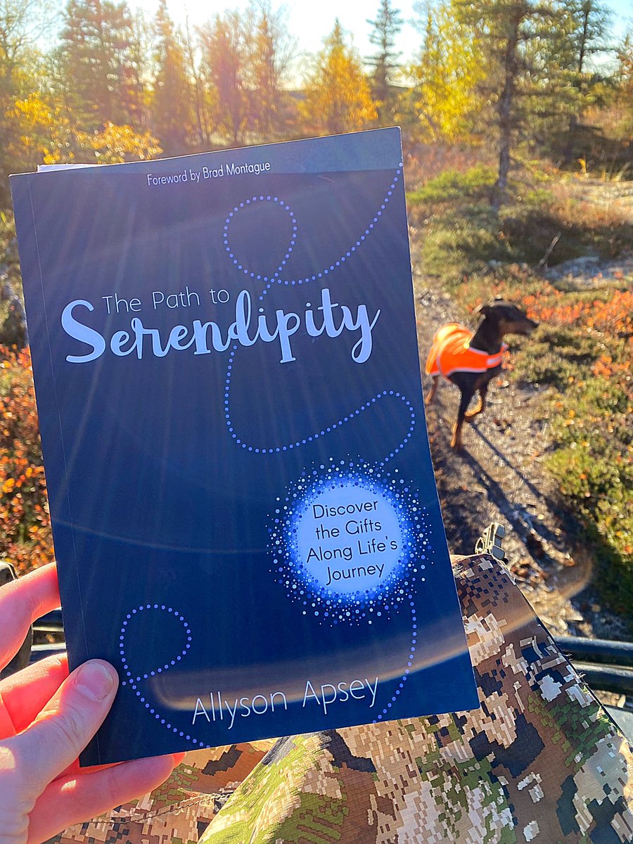 PrincipalRJones's tweet photo. Understanding that growth happens outside your comfort zone is such a powerful concept! I thoroughly enjoyed walking alongside @AllysonApsey on the #Path2Serendipity and can’t wait to collaborate more at the upcoming #AKPrincipals Conference! @gcouros @dbc_inc @AASSP_AK #AKPOY https://t.co/S8CCSsk5wr