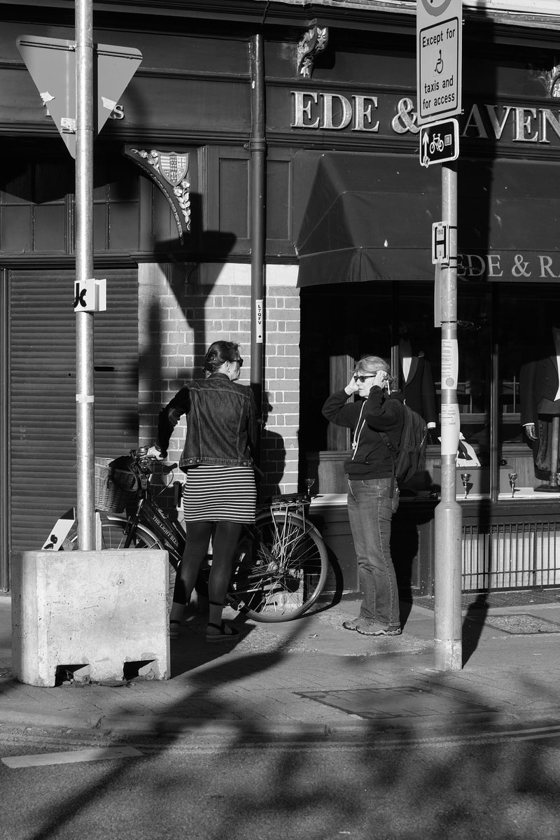 salvy_salvernia's tweet photo. Catching up (28/50)

#streetphotography #blackandwhite #canbridge #fujifilm https://t.co/r61qHjQ9uP
