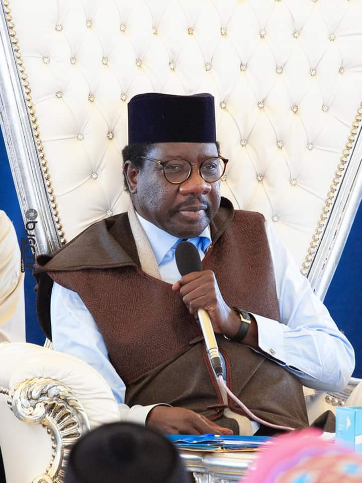 innocente2fois's tweet photo. Gnou jap ci mom
Mou jap ci gnom
Ndax mo gueune fi tay
Kouko meune wonei ko kay 
Serigne bou teud bi dou mass
Ndax mo donou wajathia fass https://t.co/4qoQCZGqyn