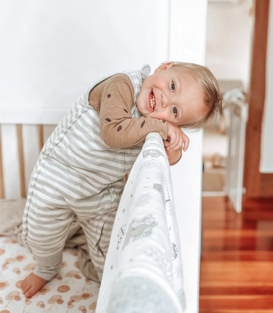 “Mama…!” [Callan babbled, the mama’s boy having woken up for cuddles with <a href="/VaIiantVixen/">Alessia Havard Frey | Parody</a>.]