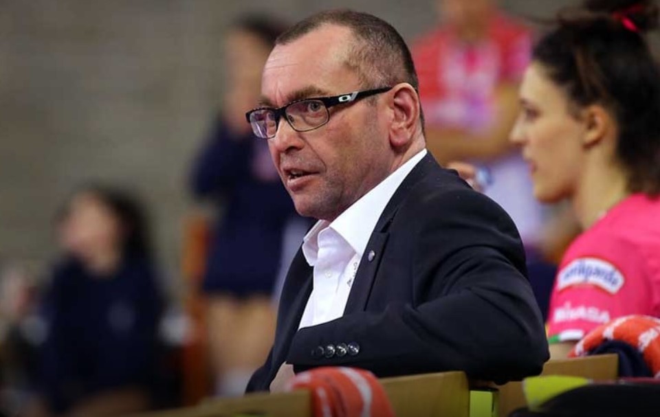 L’intervista al DG della <a href="/IGOR_Volley/">Igor Volley Novara</a>, Enrico Marchioni 

vanovarava.it/vnv/index.php?…

<a href="/Alby_superstar/">Alberto Battimo</a> @LegaVolleyFem