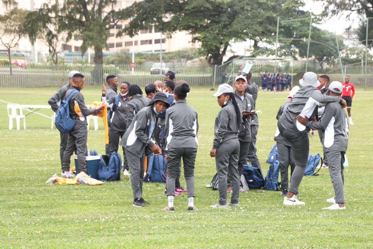 SportArtsCultur's tweet photo. Preps for the 1st day of the Indigenous Games Festival 2021 in Hoy Park, Durban, Kwa-Zulu Natal. 

Young people from 9 Provinces will be partaking in 9 Indigenous Games as of celebrating South Africa’s Intangible Cultural Heritage.

#HeritageMonth2021 https://t.co/owH5MBJvBp