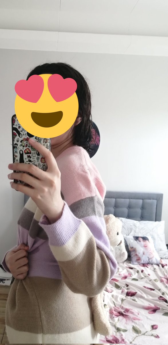 SMilkdrama's tweet photo. matching cute bear sweaters with my dearest Qiao Jingjing 🥰 https://t.co/w8IwvBu7if