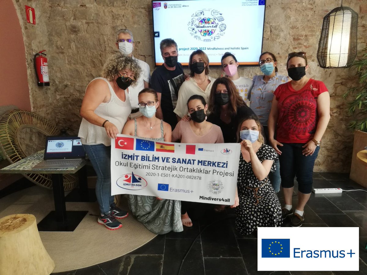 ONGVoluntariado (@ongvoluntariad) on Twitter photo ONGVoluntariado participa en proyectos para la implementación de la práctica Mindfulness en centros educativos.  
Reunión de todos los socios del Proyecto Mindfulness en Barcelona. Proyecto cofinanciado por la Unión Europea.
#ErasmusPlus
#erasemuspluses
#MiErasmusPlus
#mierasmus ONGVoluntariado participa en proyectos para la implementación de la práctica Mindfulness en centros educativos.  
Reunión de todos los socios del Proyecto Mindfulness en Barcelona. Proyecto cofinanciado por la Unión Europea.
#ErasmusPlus
#erasemuspluses
#MiErasmusPlus
#mierasmus