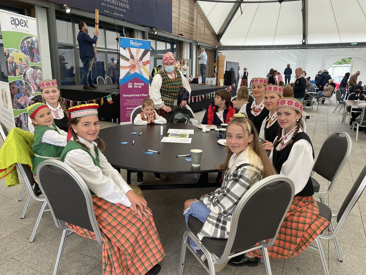 gildernewm's tweet photo. Thanks a million @RadiusHousing and @ApexHousingAssn for bringing so many people together from all nationalities in Dungannon. 

It’s lovely to be at such a diverse cultural event, maith thú to all involved. 

#GoodRelationsWeek2021 https://t.co/uztNLEhEYt