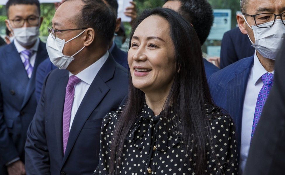 TheStartupClub3's tweet photo. Huawei CFO Meng Wanzhou freed home to China post three years house arrest in Canada, following a deferred prosecution agreement with US prosecutors after being detained in 2018 at US' request over bank fraud allegations related to sanctions against Iran.
#trending #finance https://t.co/T0Yo5uCCAP