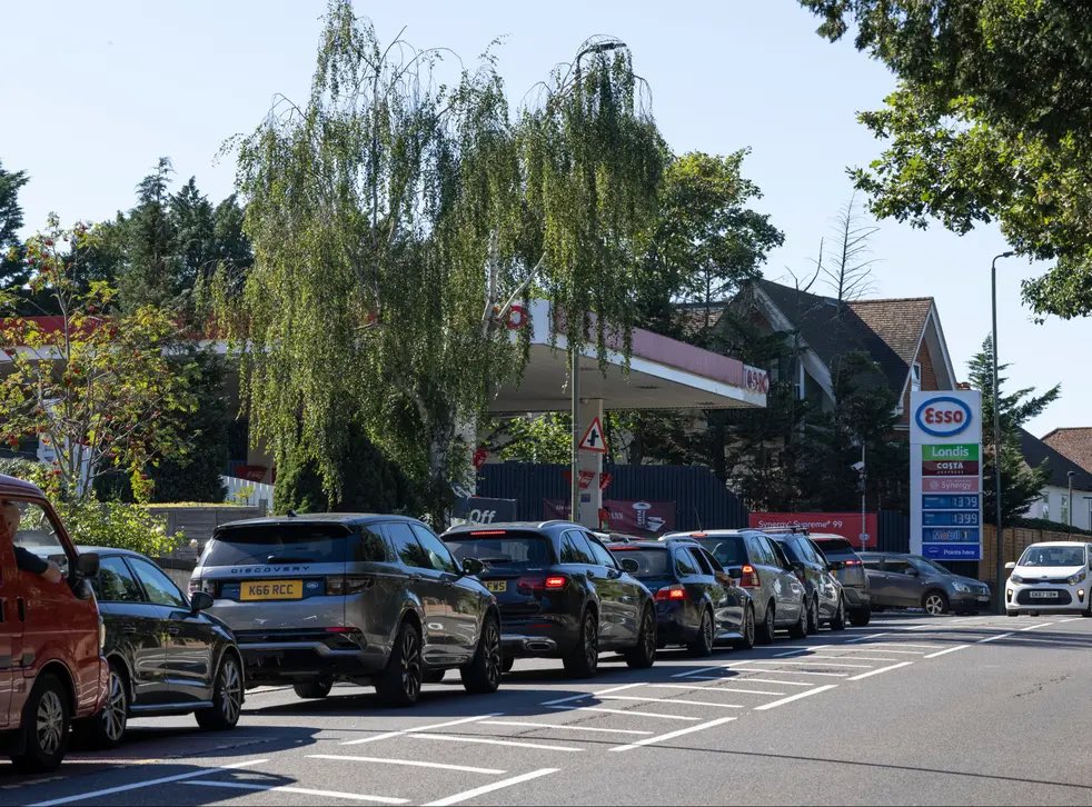 VecchioJo's tweet photo. where are the angry calls to have petrol stations ripped up because they cause congestion and pollution? https://t.co/LbaY3utylD