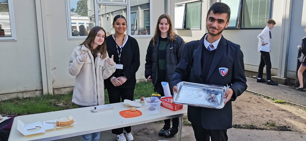 THSSixth's tweet photo. An amazing effort from @THSSixth students who ran and organised a successful #MacmillanCoffeeMorning, raising an impressive £495! Special shout out to Taran, Yr 10, who also contributed cakes as part of his #DofE https://t.co/G97KvBglr8