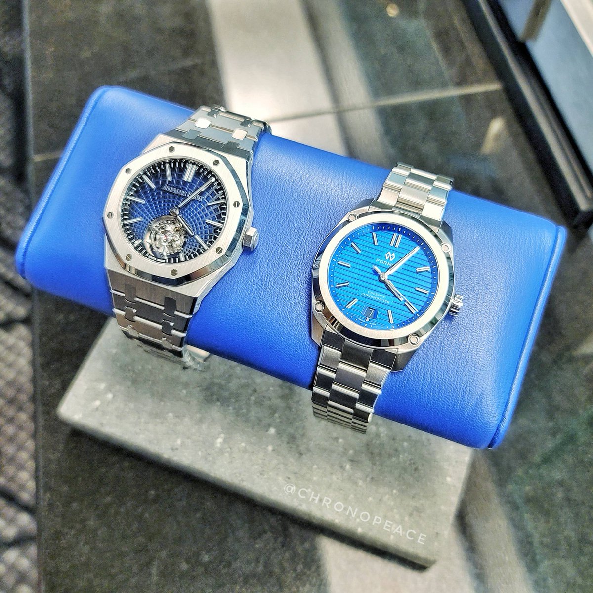 chronopeace's tweet photo. ロイヤルオークにも負けんぞ!でも威圧に萎縮仕掛けのアースブルー! King x Prince of lux sport watches.
#audemarspiguet #royaloak #オーデマピゲ #ロイヤルオーク #26530st
#formex #formexwatch #formexwatches #formexessence #フォーメックス #フォーメックスエッセンス https://t.co/97QzpRuDKc