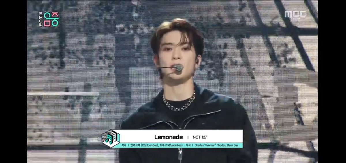 roseandy24H's tweet photo. A PICTURE YOU CAN HEAR. 

btw, NCT 127 JAEHYUN IS THE STANDARD🥰
#NCT127Sticker_1Week2Million
#NCT127 
#JAEHYUN https://t.co/A7ciq8JUFS