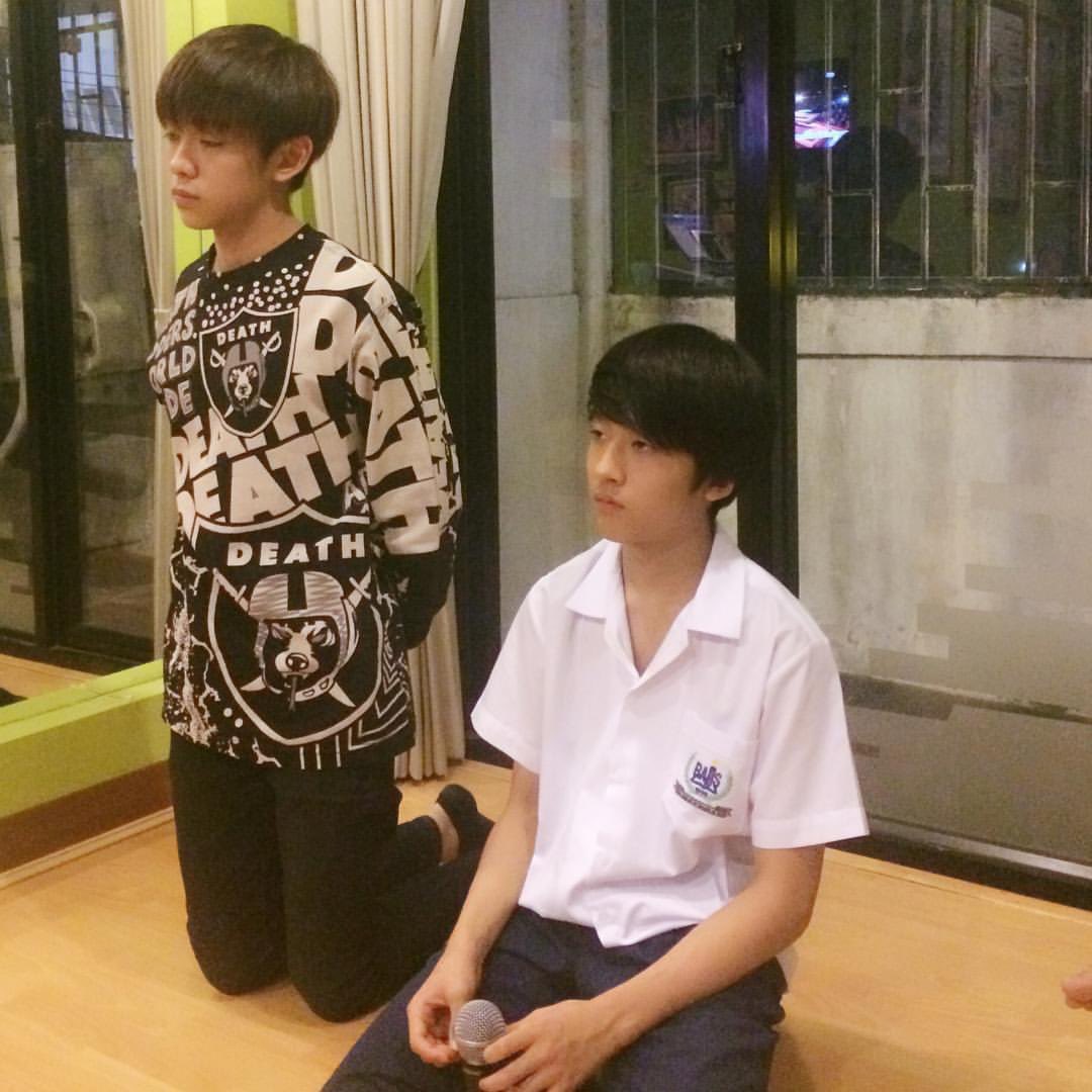 ketsaralimp's tweet photo. เติร์ดเพื่อนเช่ แต่อยู่กับเตอร์ทุกครั้งที่เจอ 555 ช่วยกันซน #HappyBirthdayCopter https://t.co/L5i0FRKhf3