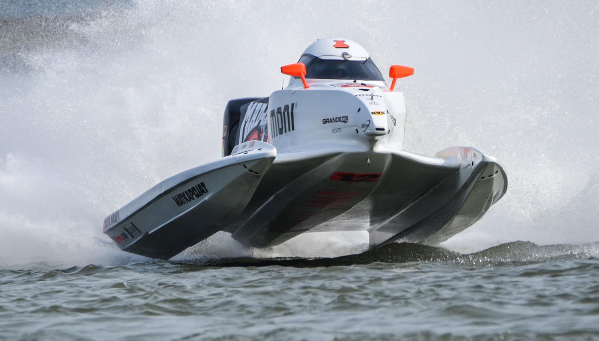 Когда можно на лодке выходить на воду. Формула-1 (водно-моторный спорт). Powerboat f1. Водные гонки. Водная формула 1.