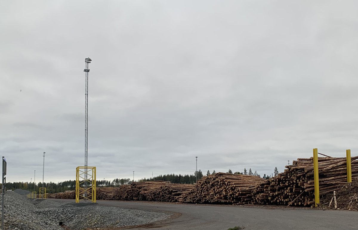 AnttiPeltola_'s tweet photo. Akaan raakapuuterminaali on n. 11 Me @vaylafi investointi Akaa Pointin yritysalueen kupeeseen. Terminaali vapautti Akaan Toijalan keskustasta aseman läheisyydestä runsaasti tilaa muuhun kehittämiseen. Näkymät silläkin rintamalla siis erinomaiset. #Akaa #AkaaPoint https://t.co/b6QvN2vrDt