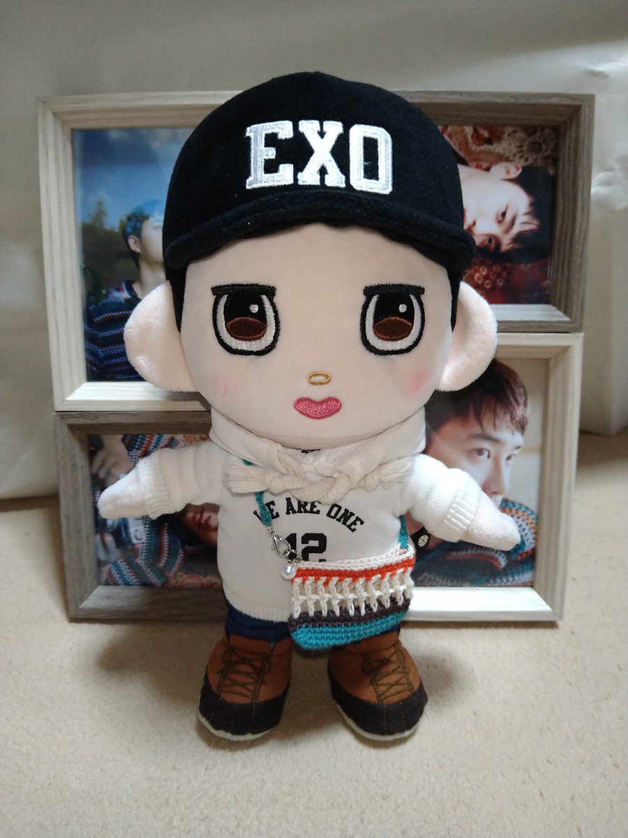 aoi0112exo_DO's tweet photo. @heaven8_angel19
墨ちゃんからのソンムル届きました😊💕
すごく可愛い💖
うちのギョンスもとっても喜んでます✨
そして…憧れの透明トレカも…😭
いつも有難う🌹
#경수 #kyungsoo #도경수
#디오 #DO(D.O.) #공감 #DO_EMPATHY #DO_1stSOLO
#엑소 #EXO #weareoneEXO https://t.co/Jr8J4MnCze