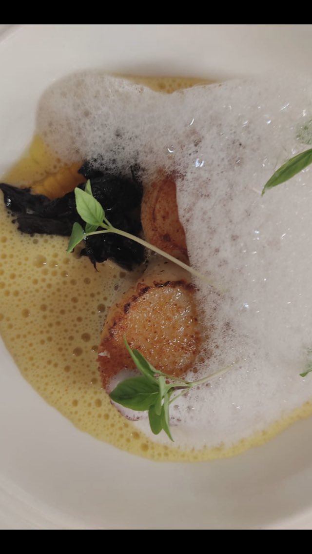 A few new bits on the menu this week , Roast Scallops , termonfeckin corn , horns of plenty , Thai basil