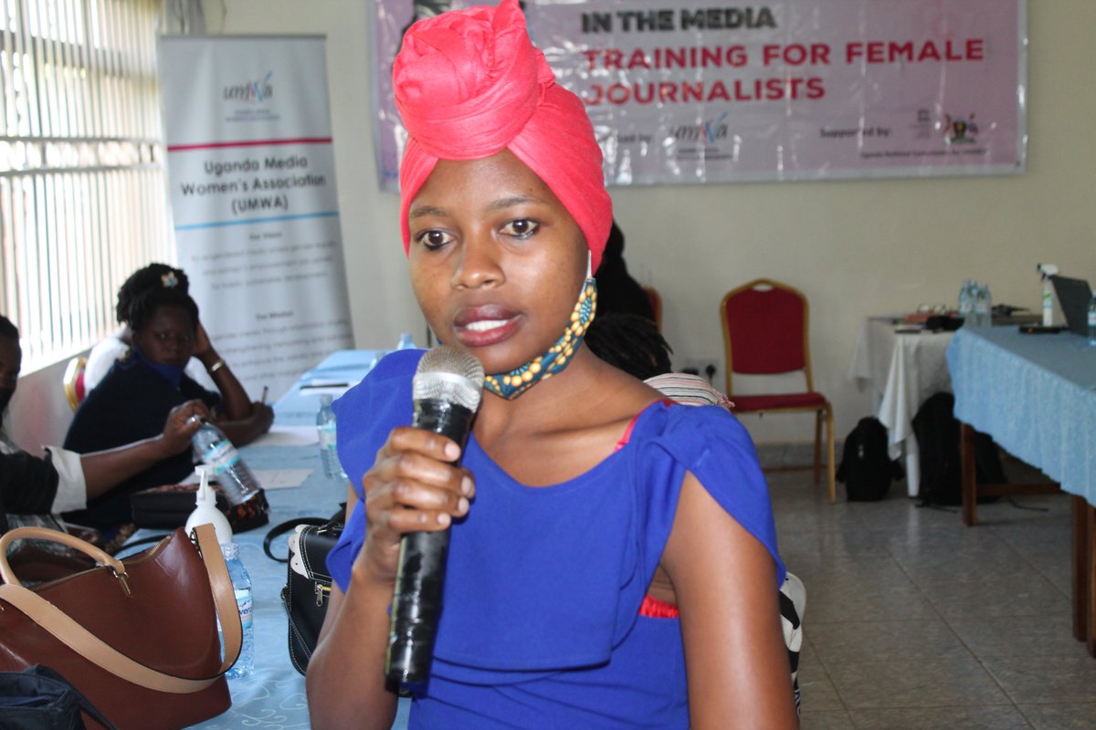 UMWAandMamaFM's tweet photo. "Some female journalists accept offers from male news sources and sometimes male bosses that end up having the sense of ownership tp their bodies" Rehema Nandudu ( Editor IUI radio Mbale)
#safetyforfemalejournalists
#safemedia
@unwomenuganda @DGFUganda17 @UNESCO https://t.co/Zmls0wBDbS