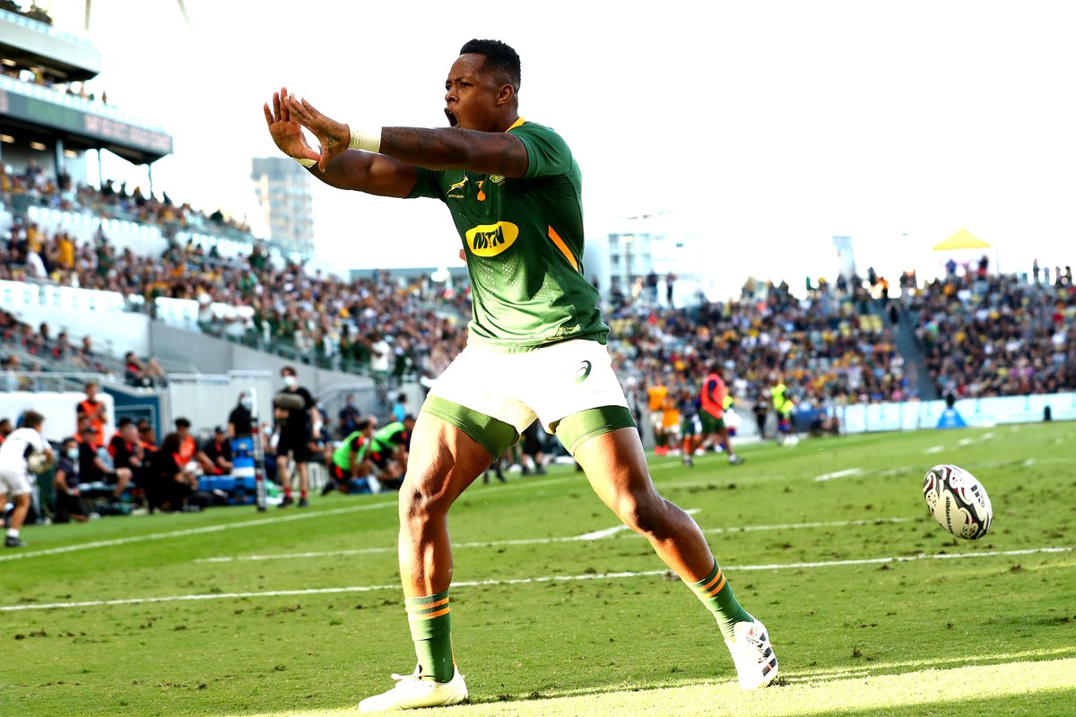 WorldRugby's tweet photo. Epic 💥

#NZLvRSA100 https://t.co/vOez8xAbBP
