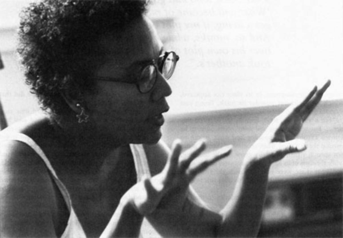 WomenRead's tweet photo. 'When we drop fear, we can draw nearer to people, we can draw nearer to the earth, we can draw nearer to all the heavenly creatures that surround us."

Writer, professor, feminist and social activist, bell hooks was born #OnThisDay in 1952 #ReadMoreWomen https://t.co/VLDkSGx2ML