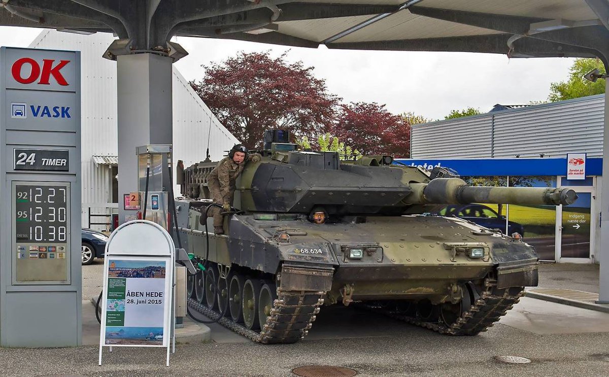 BREAKING: Super Army Soldiers in battery powered Eco-Defence 209 tanks have deployed to petrol stations around the #UK to assist local authorities dealing with angry motorists queuing for #fuel during the #fuelshortage 

Photographed from a Canberra #fuelcrisis #fuelshortages
