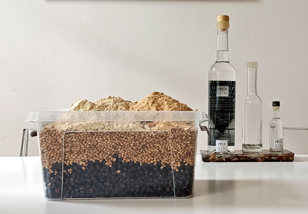 Getting ready for a massive distillation in the coming weeks, stocking up for the festive period... yes, we know.

We just all have to face that the C-word is coming. 

#PierGin #Local #Gin #Clevedon #NorthSomerset #discoverclevedon #facesofclevedon #independentclevedon