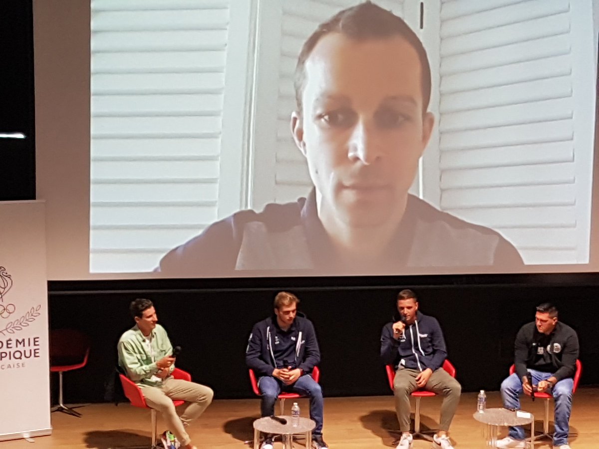 terrien_valerie's tweet image. Les temps d&apos;échanges et de réflexion entre étudiants, les conférences et tables rondes avec des intervenants et sportifs de haut- niveau de grande qualité, s&apos;enchaînent à la #SOU2021 #ANOF #LetsIDUS  pour le plus grand plaisir des étudiants.@florencebarisea