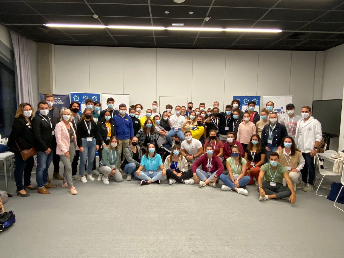 terrien_valerie's tweet image. Les temps d&apos;échanges et de réflexion entre étudiants, les conférences et tables rondes avec des intervenants et sportifs de haut- niveau de grande qualité, s&apos;enchaînent à la #SOU2021 #ANOF #LetsIDUS  pour le plus grand plaisir des étudiants.@florencebarisea