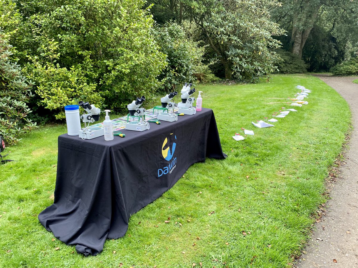 All set up and ready to go @pictoncastle for bug hunts and microscopes with @PembsScouts_ #outdoorfun #youngecologists 🐜 🐛 🕷