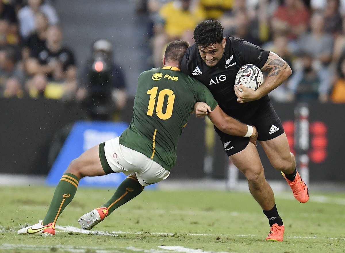 sos_networks's tweet photo. Jordie barrets boot wins it for the All Blacks 

Ft Scores All Blacks 19-17 Springboks 
 #AllBlacksVsSpringboks - 100 th Test

📲Post your content on the Maberrr App to earn with photos &amp; videos here  https://t.co/I7nHseByTY 

#NZLvRSA100 https://t.co/fKSwCruhKb