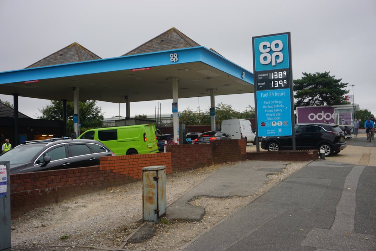 Greg Luckhurst tweet media