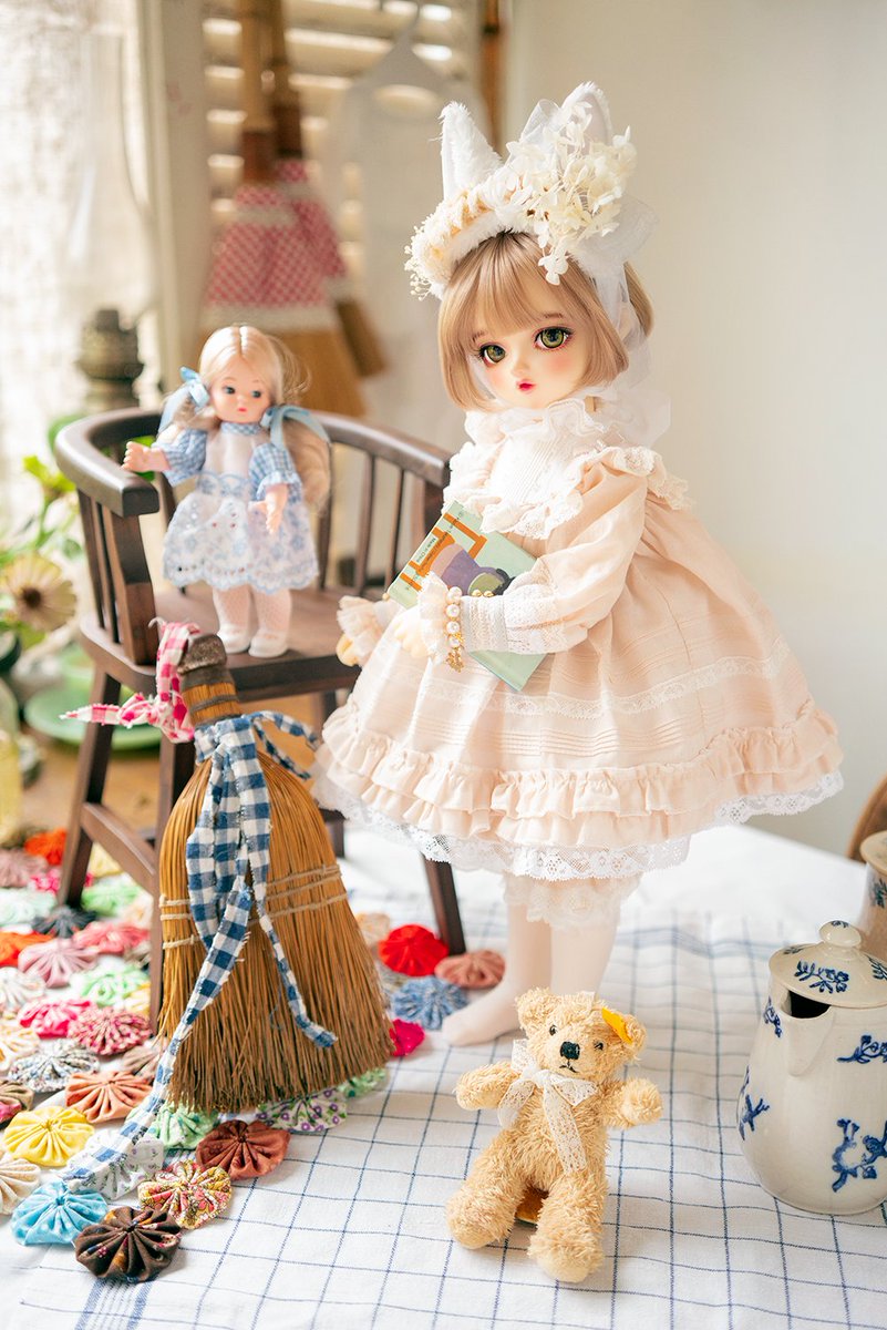 __halcyondays's tweet image. 고사리손으로 쓱싹쓱싹
아기 여우의 소꿉놀이🐤🧸