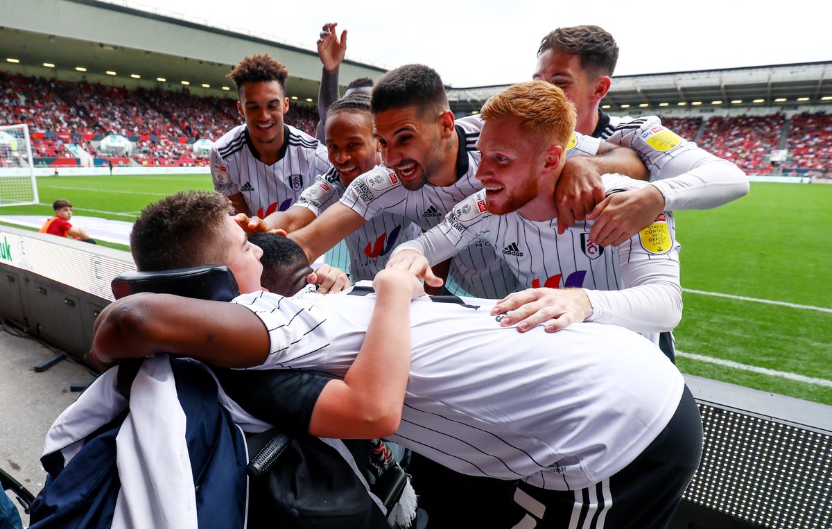 FulhamFC's tweet photo. One for @rhysporter__! 🔥

#BRIFUL https://t.co/iH11oOXYrI