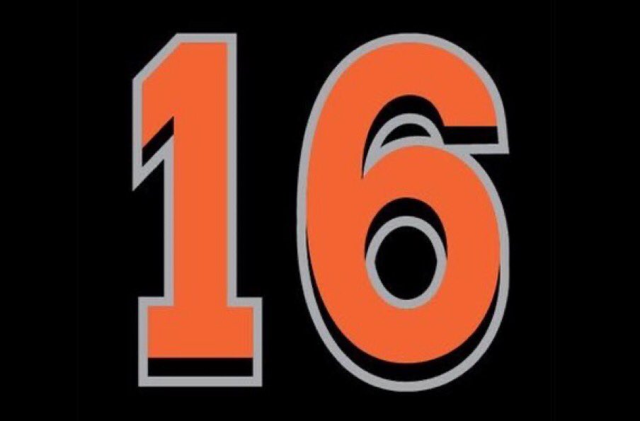 FishArmy305's tweet photo. #RIPJDF16 https://t.co/cZOCn5geZY