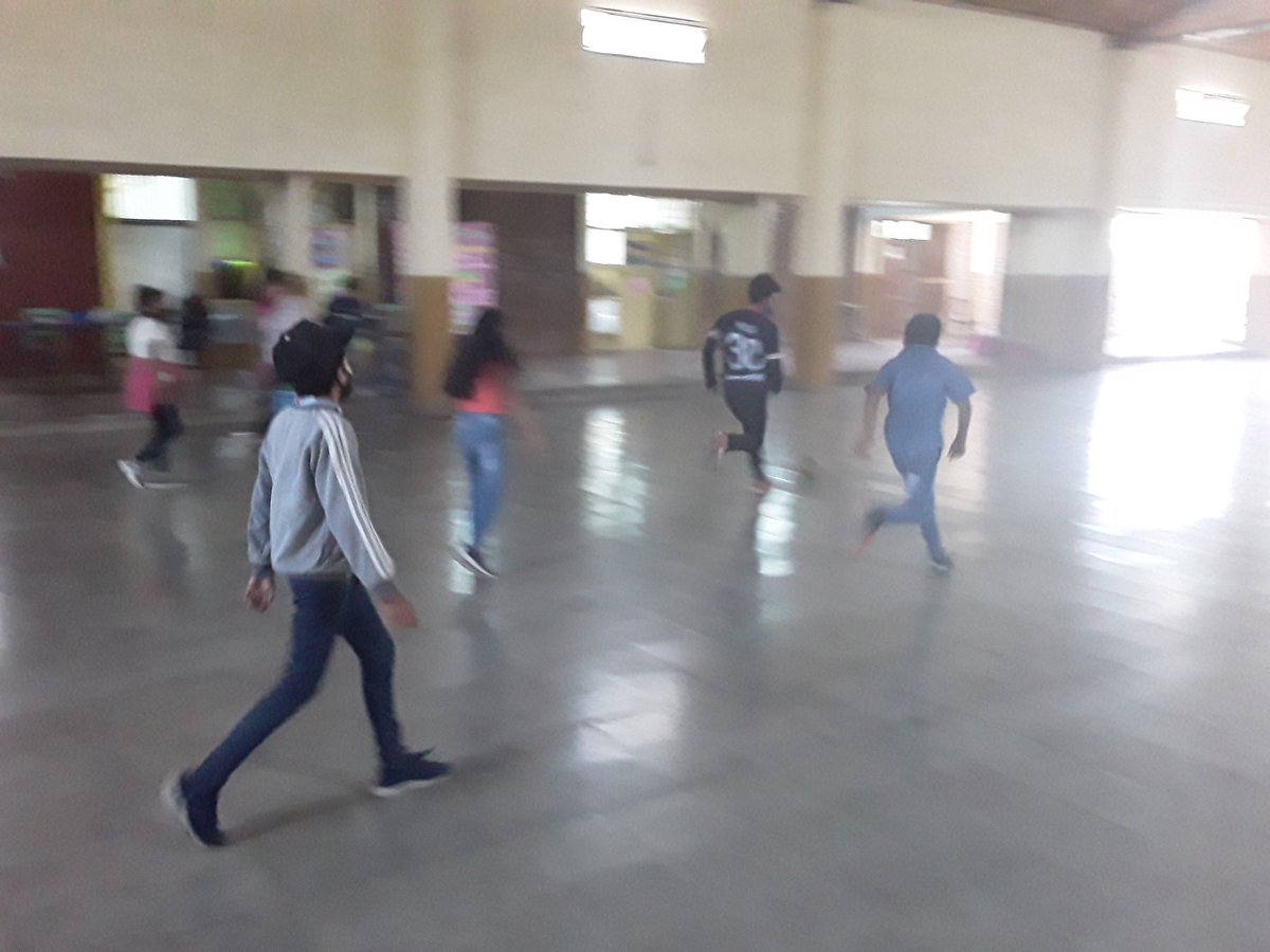 Escuelas Abiertas Terrones Riera recreando y acompañando las trayectorias escolares de nuestros niños. <a href="/RobertoIRamos/">Roberto Ismael Ramos</a> <a href="/matiascanepa/">Matías Cánepa</a> <a href="/rdibashur/">roberto dib ashur</a> <a href="/AlancayDel/">CAROLINA ALANCAY</a> <a href="/PseSalta/">Políticas Socioeducativas Salta</a>