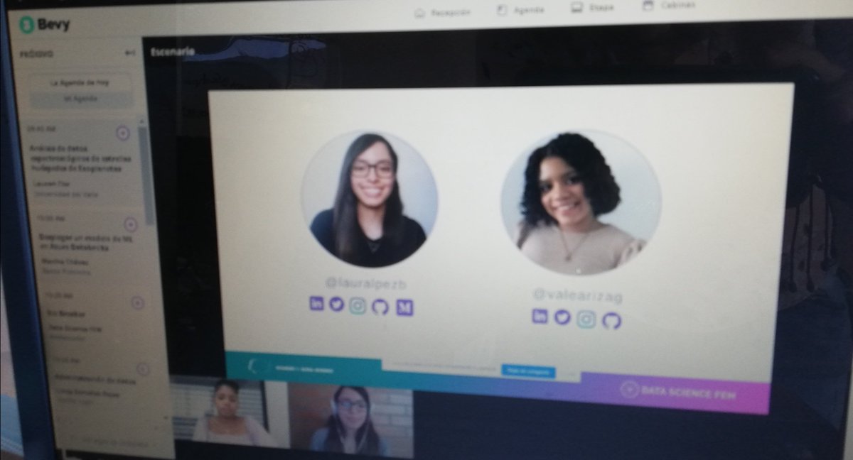 Lina María tweet media