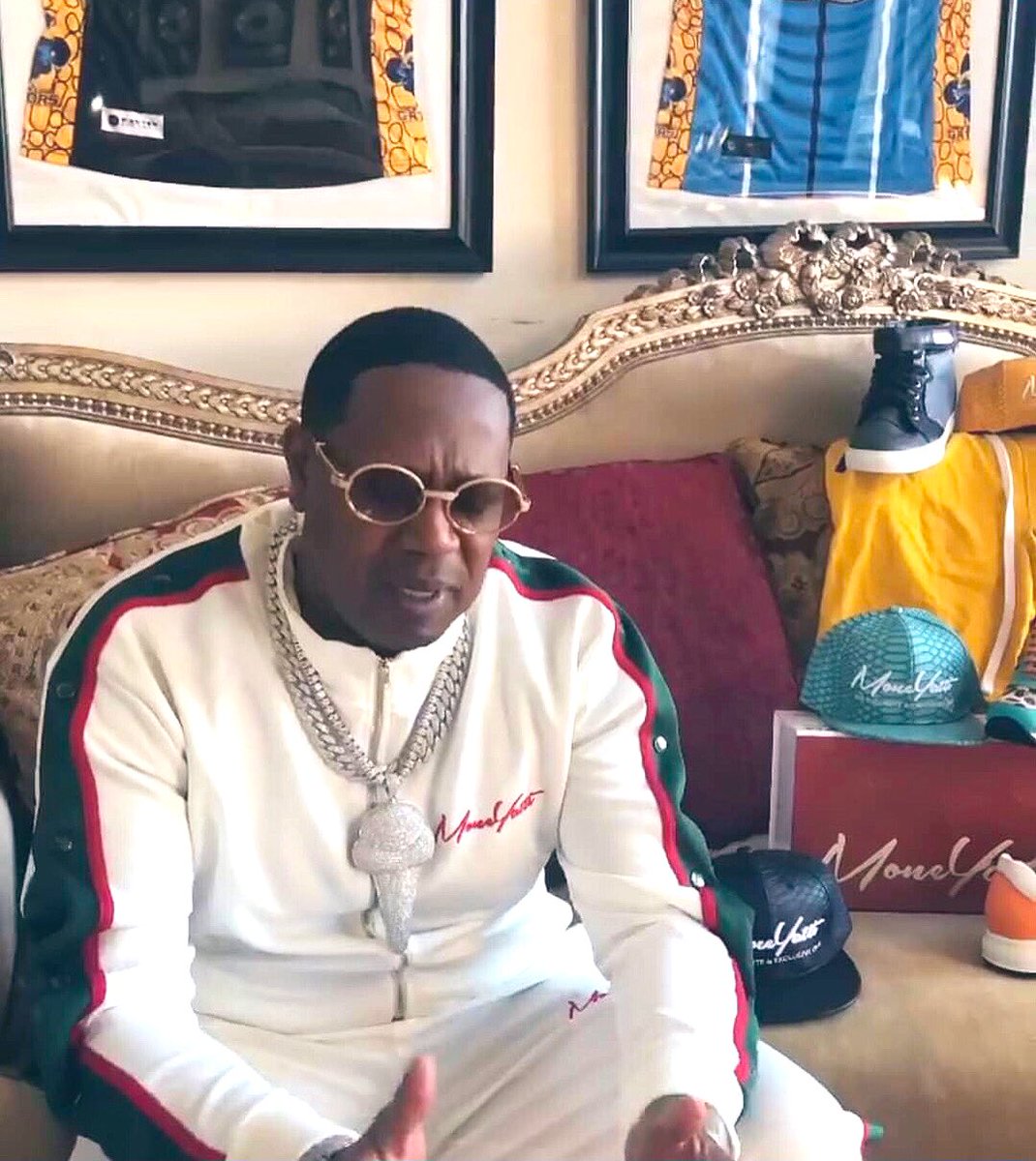 MoneyattiMerch's tweet photo. Still Bout It

📸 @MasterPMiller X @MoneyattiMerch 

https://t.co/qWEZCjGpFj

#officialmoneyatti #moneyatti #masterp #timeless #nolimit https://t.co/M74BXCH6ds