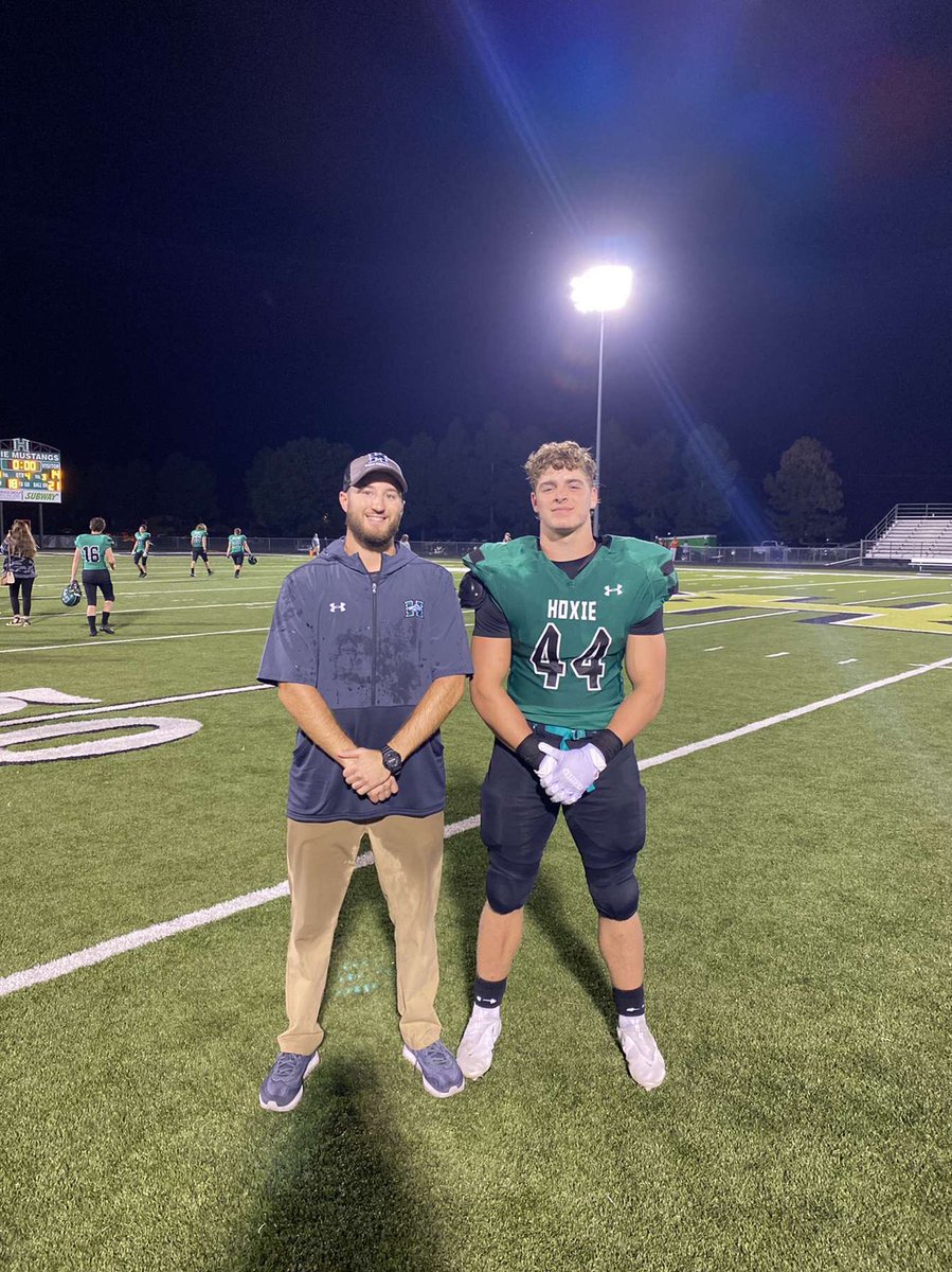 JaceBenesch44's tweet photo. 4-0. Proud of my team. We are getting better every week. @iCoachAwill https://t.co/ozJBjHoHpS