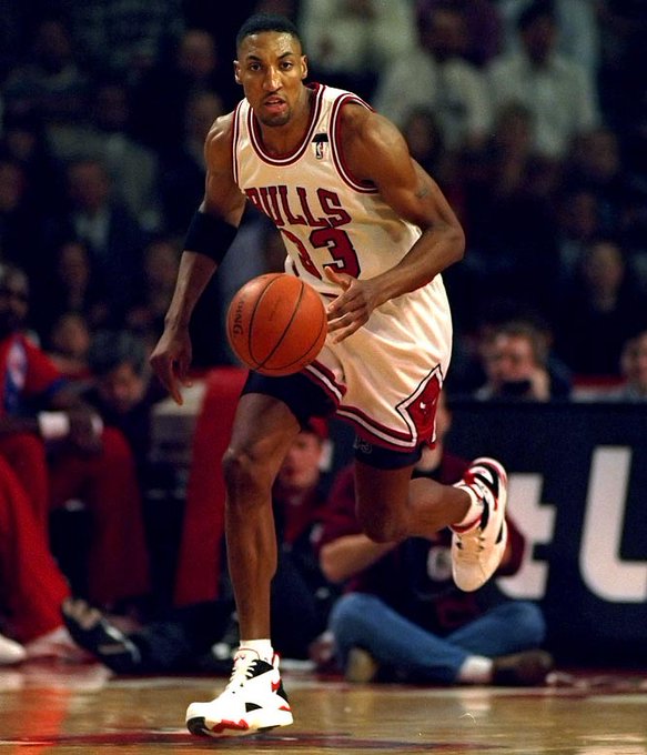 Breaking Down Scottie Pippen's 5 Greatest Career Moments - GQ Australia