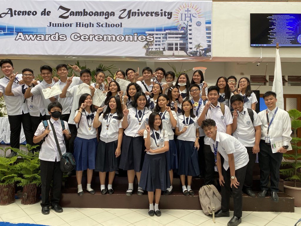 ignvikings's tweet photo. Throw(it)back to our last recognition in JHS! Also the day before this prolonged lockdown started 😖

#whenkayaulit #missinguall #forever41 https://t.co/nB2pDajDUb