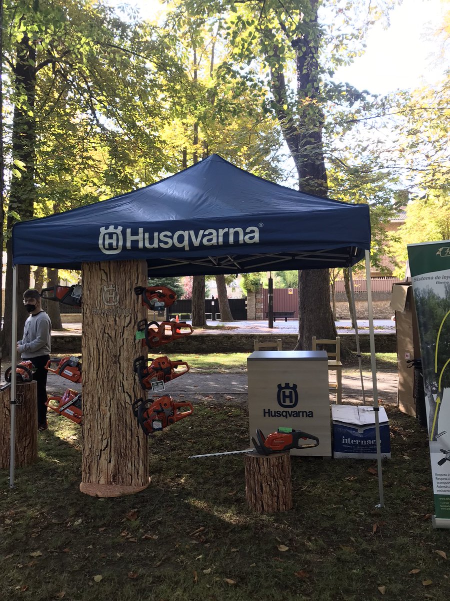 aearboricultura's tweet photo. gracias a los patrocinadores @Husqvarna_ES #tecni3 #Arborsystems #edelrid #Aea #arboricultura #campeonatodetrepabinome https://t.co/0nXdjO0SCJ