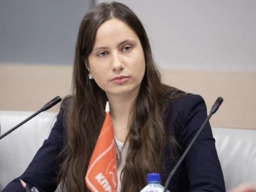 PUTIN’S REPRESSION CONTINUES - Members of the Communist Party of the Russian Federation (KPRF) have been arrested in Moscow ahead of today’s public protest against vote rigging. The Moscow City party offices have been part occupied by the police, with police…
1/4