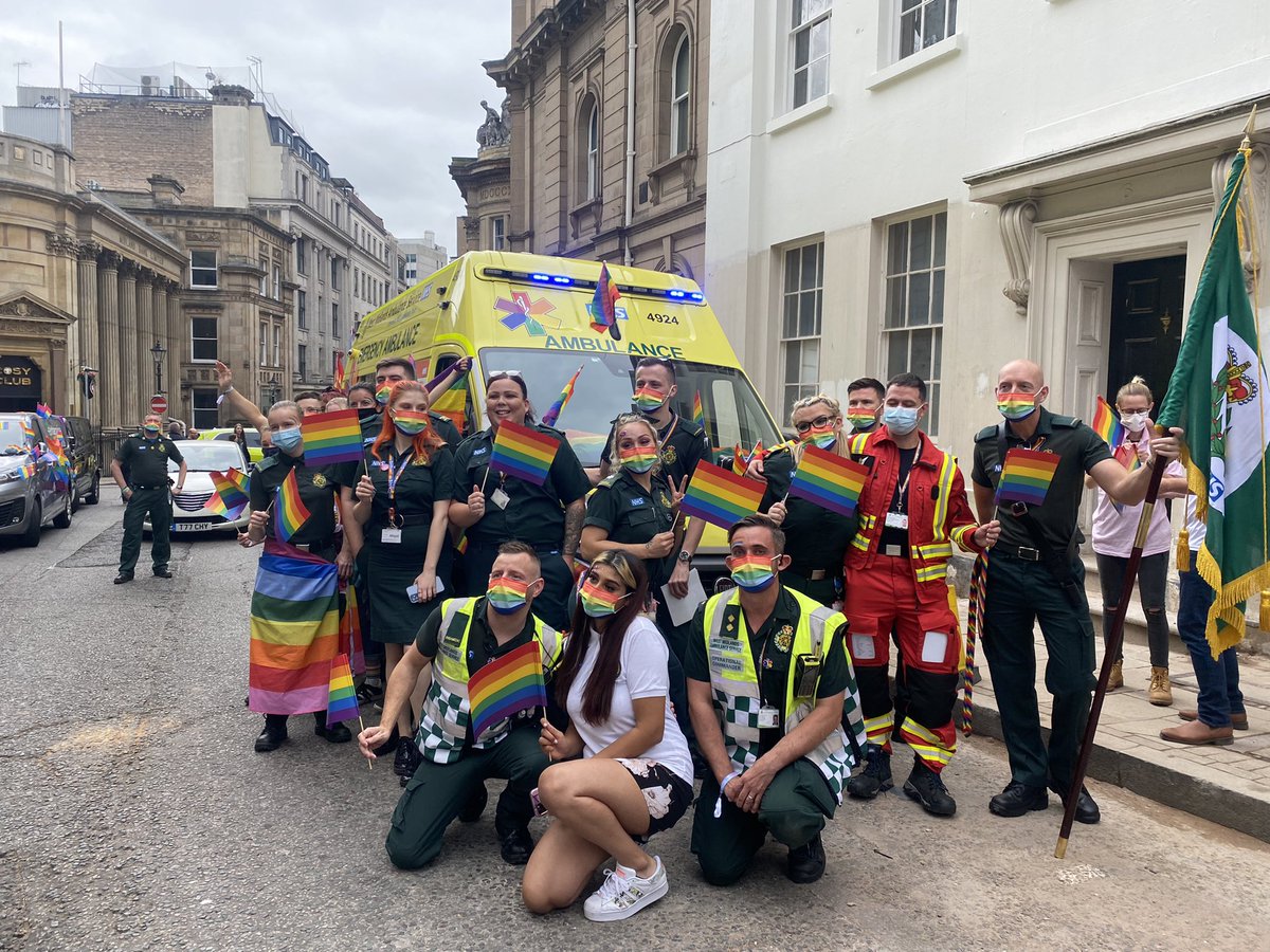 wmasLGBT's tweet photo. Staff, volunteers and students from across the Trust at #BirminghamPride showing that we truly are stronger together! #BirminghamPride #pride #LGBT https://t.co/pJxbXEk6MZ