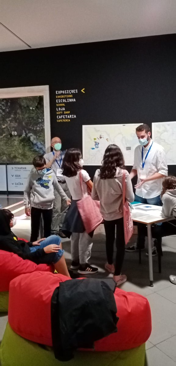 ErcRutter's tweet photo. We warmly thank all the people that visited us yesterday at the Pavilhão do Conhecimento, it was a pleasure talking to you about the RUTTER project. Eager for more!
#scicomm #PaCo #pavilhaodoconhecimento #cienciaviva #NoiteEuropeiadosInvestigadores #NEI2021 #ciuhct https://t.co/JMxyKrGujW